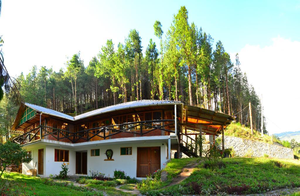 Centro Ecoturistico Alpinar Bed and Breakfast Baños Rum bild